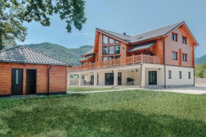 Transylvania Mountain Chalet